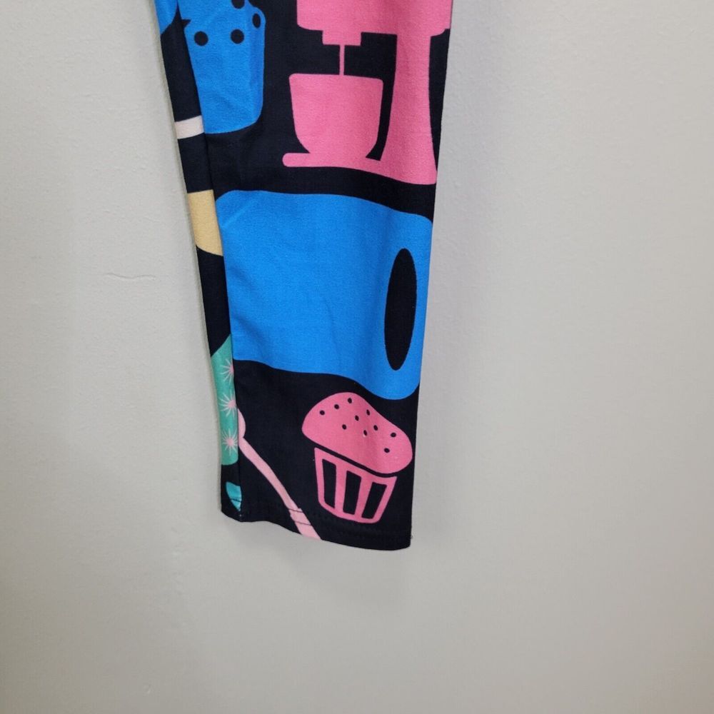 Mad Hatter Dezign Baking Fun Polyester Spandex Ankle Leggings One Size Fits All - Picture 4 of 6